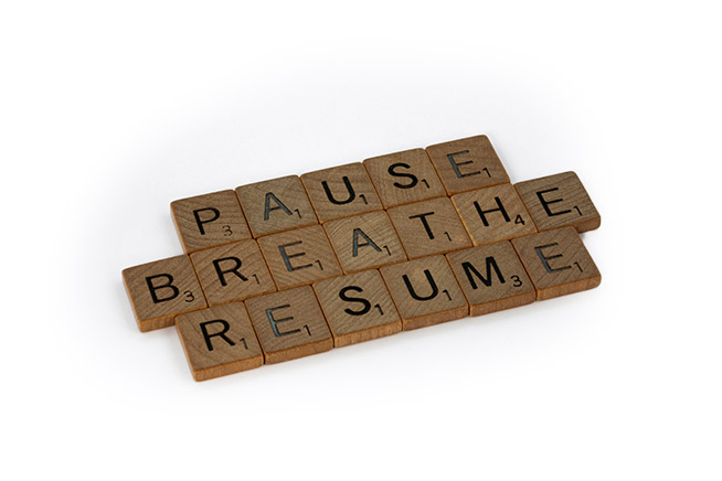 image of the words pause breathe resume for asthma section of black seed oil benefits blog - elhawag